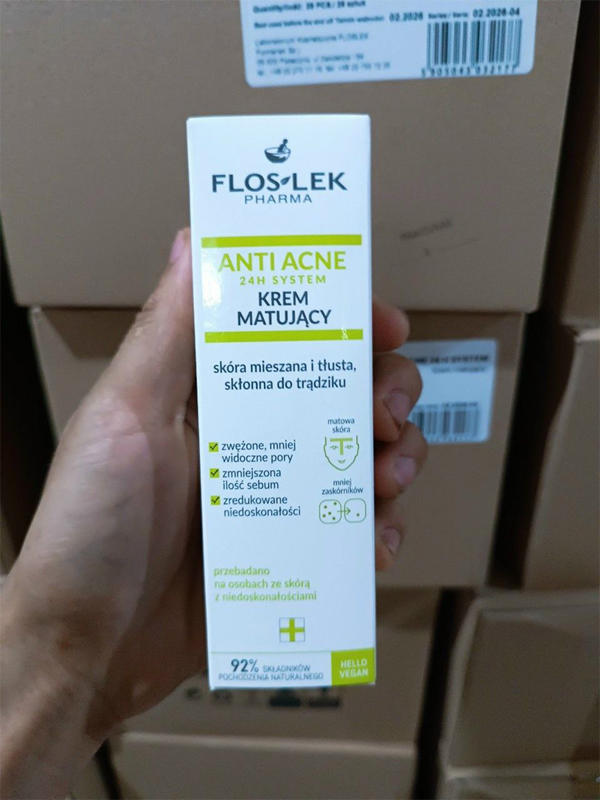 Kem dưỡng ẩm, kiềm dầu Floslek 50ml - Balan